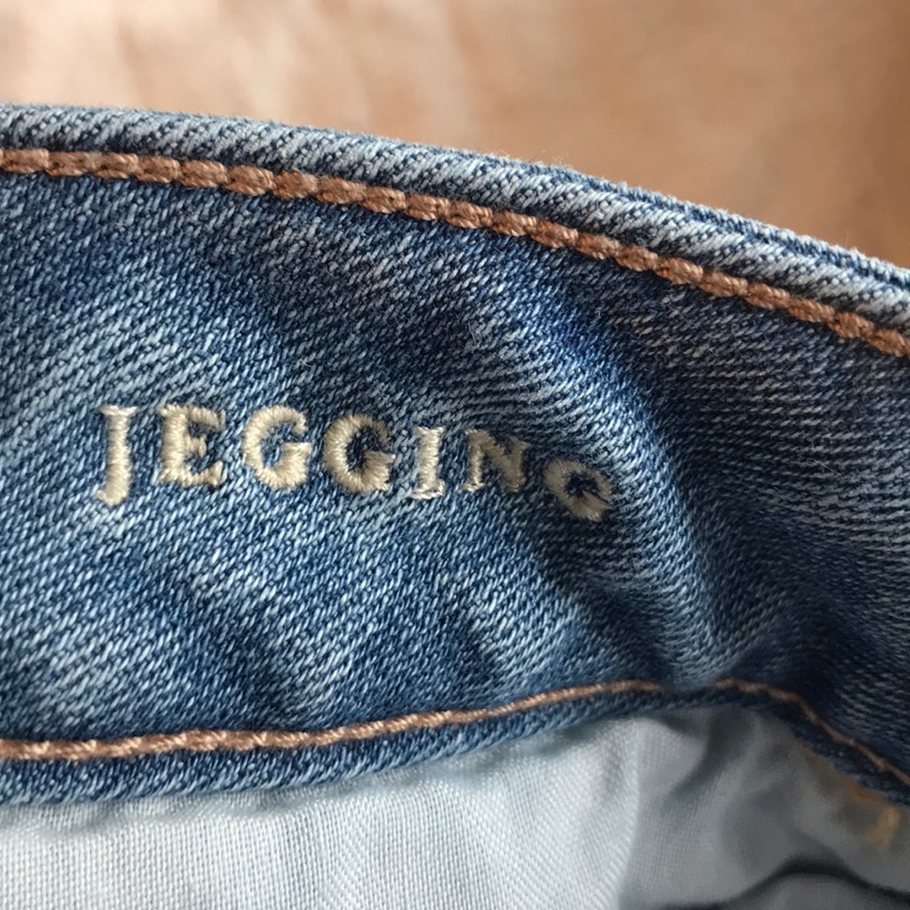 American Eagle Jeggings - Picture 4 of 8